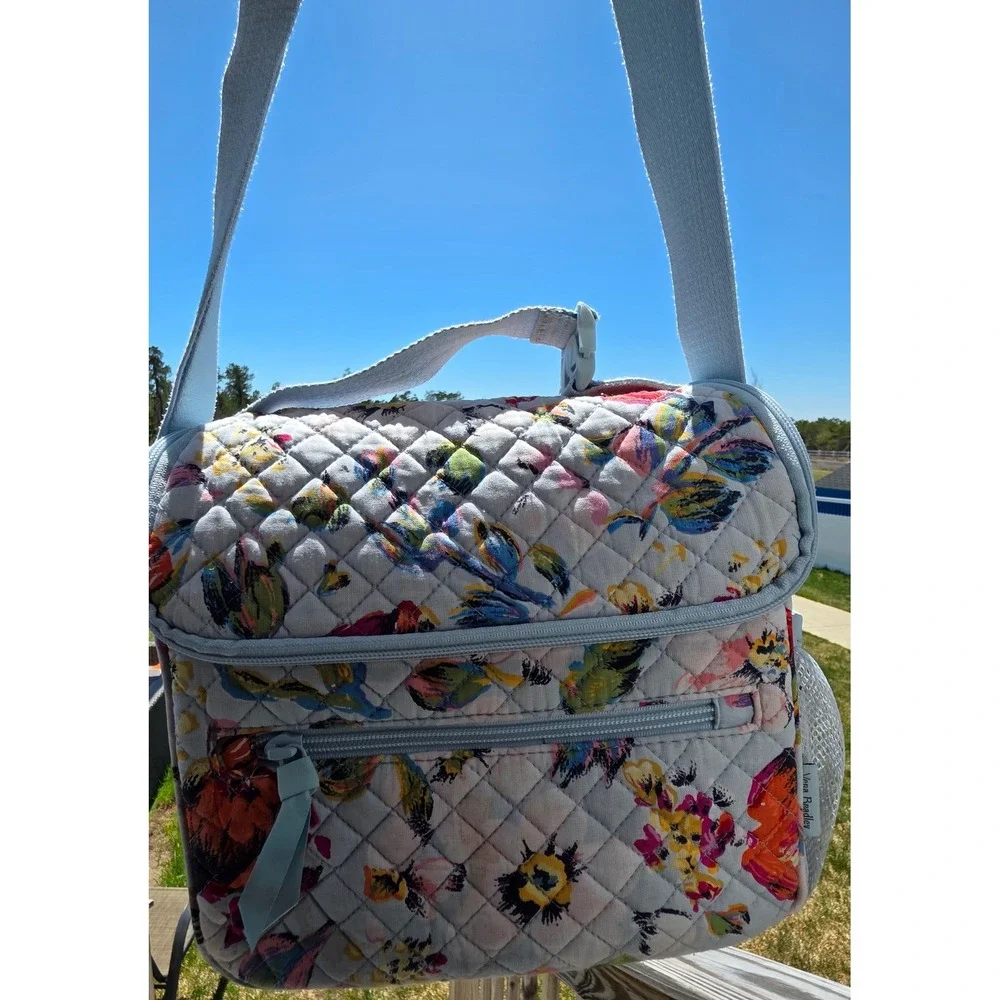 Vera Bradley Quilted Floral Lunch Bag Light Blue Insulated Crossbody Cooler Bag‎